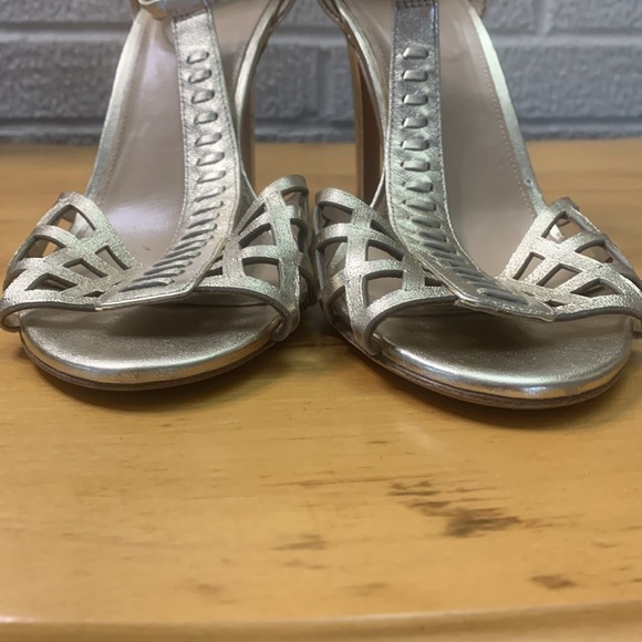 Via Spiga Gold Leather Strappy Sexy Sandals Heels VGUC Stilettos Size 9M formal - Picture 2 of 11